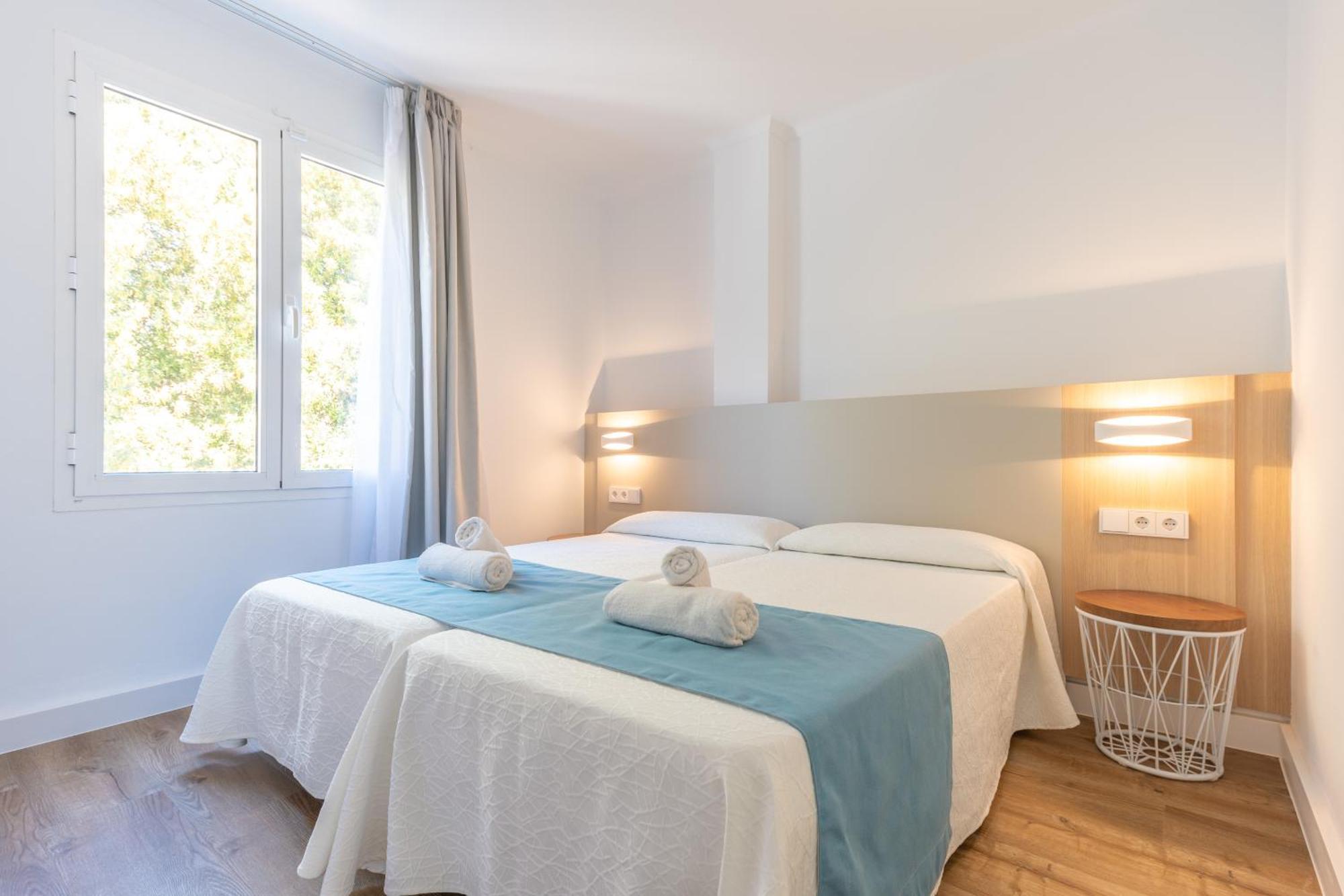 Apartamentos Massanet カニャメル エクステリア 写真
